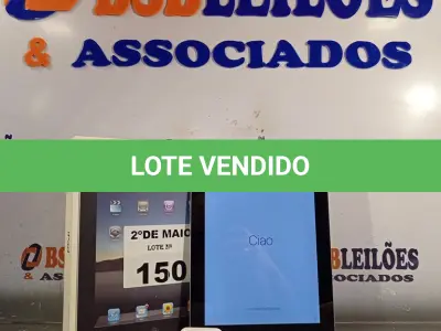 LOTE 150 - 01 IPAD 16GB COM CARREGADOR BLOQUEADO PARA RETIRADA DE PEÇAS. (NO ESTADO, LEILÃO NÃO TEM GARANTIA E NEM DEVOLUÇÃO, SUJEITO A POSSÍVEIS AVARIAS VISÍVEIS/OCULTAS E/OU AUSÊNCIA DE COMPONENTES).
