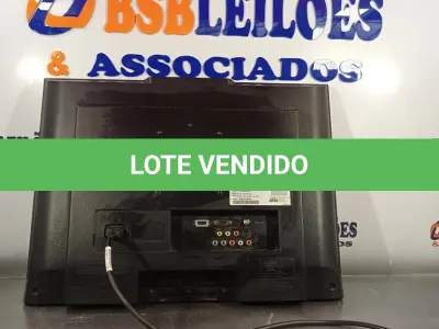 LOTE 125 - 01 MONITOR/ TV MARCA LG 22” POL COM SUPORTE DE PAREDE. (NO ESTADO, LEILÃO NÃO TEM GARANTIA E NEM DEVOLUÇÃO, SUJEITO A POSSÍVEIS AVARIAS VISÍVEIS/OCULTAS E/OU AUSÊNCIA DE COMPONENTES).