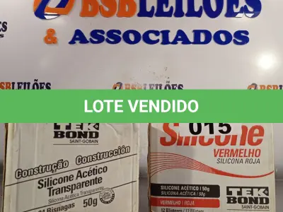 LOTE 015 - 02 CAIXAS DE SILICONE ACÉTICO SENDO: 01 VERMELHA COM 12 BISNAGAS E 01 TRANSPARENTE COM 24 BISNAGAS. (NO ESTADO, LEILÃO NÃO TEM GARANTIA E NEM DEVOLUÇÃO, SUJEITO A POSSÍVEIS AVARIAS VISÍVEIS/OCULTAS E/OU AUSÊNCIA DE COMPONENTES).