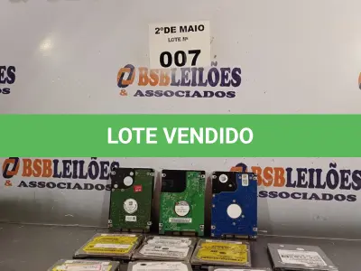 LOTE 007 - 10 HARD DISCO PARA NOTEBOOK MARCAS E MODELOS DIVERSOS. (NO ESTADO, LEILÃO NÃO TEM GARANTIA E NEM DEVOLUÇÃO, SUJEITO A POSSÍVEIS AVARIAS VISÍVEIS/OCULTAS E/OU AUSÊNCIA DE COMPONENTES).