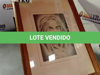 LOTE 126 - 01 QUADRO ARTE SACRA IMAGEM DE JESUS CRISTO EM PRETO E BRANCO. (NO ESTADO, LEILÃO NÃO TEM GARANTIA E NEM DEVOLUÇÃO, SUJEITO A POSSÍVEIS AVARIAS VISÍVEIS/OCULTAS E/OU AUSÊNCIA DE COMPONENTES).