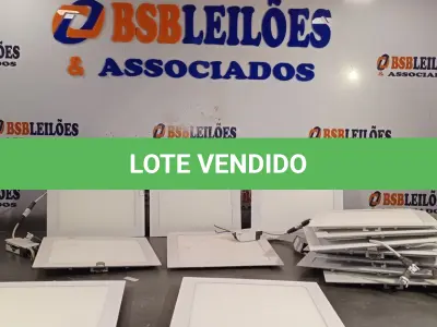 LOTE 167 - 01 LOTE COM VÁRIOS PAINÉIS DE LED DE EMBUTIR MARCAS E MODELOS DIVERSOS. (NO ESTADO, LEILÃO NÃO TEM GARANTIA E NEM DEVOLUÇÃO, SUJEITO A POSSÍVEIS AVARIAS VISÍVEIS/OCULTAS E/OU AUSÊNCIA DE COMPONENTES).