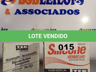 LOTE 015 - 02 CAIXAS DE SILICONE ACÉTICO SENDO: 01 VERMELHA COM 12 BISNAGAS E 01 TRANSPARENTE COM 24 BISNAGAS. (NO ESTADO, LEILÃO NÃO TEM GARANTIA E NEM DEVOLUÇÃO, SUJEITO A POSSÍVEIS AVARIAS VISÍVEIS/OCULTAS E/OU AUSÊNCIA DE COMPONENTES).