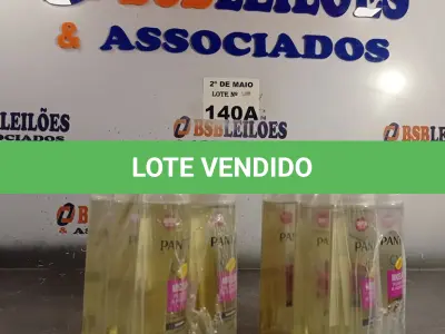 LOTE 140 - 12 FRASCOS DE SHAMPOO PANTENE PRO-V MICELAR PURIFICA E HIDRATA 200ML. (NO ESTADO, LEILÃO NÃO TEM GARANTIA E NEM DEVOLUÇÃO, SUJEITO A POSSÍVEIS AVARIAS VISÍVEIS/OCULTAS E/OU AUSÊNCIA DE COMPONENTES).