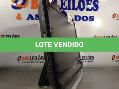 LOTE 196 - 01 COMPUTADOR ALL IN ONE MARCA HP. (NO ESTADO, LEILÃO NÃO TEM GARANTIA E NEM DEVOLUÇÃO, SUJEITO A POSSÍVEIS AVARIAS VISÍVEIS/OCULTAS E/OU AUSÊNCIA DE COMPONENTES).