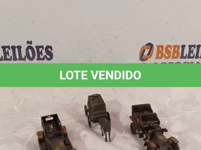 LOTE 144 - 03 APONTADORES EM METAL SENDO 02 CARROS E 01 CARRUAGEM. (NO ESTADO, LEILÃO NÃO TEM GARANTIA E NEM DEVOLUÇÃO, SUJEITO A POSSÍVEIS AVARIAS VISÍVEIS/OCULTAS E/OU AUSÊNCIA DE COMPONENTES).