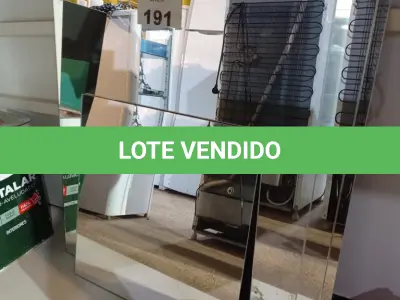 LOTE 191 - 04 ESPELHOS DE TAMANHOS DIVERSOS. (NO ESTADO, LEILÃO NÃO TEM GARANTIA E NEM DEVOLUÇÃO, SUJEITO A POSSÍVEIS AVARIAS VISÍVEIS/OCULTAS E/OU AUSÊNCIA DE COMPONENTES).