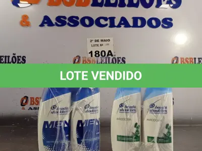 LOTE 180 - 12 FRASCOS DE SHAMPOO HEAD&SHOUDERS SENDO 06 ANTICOCEIRA E 06 ANTICASPA 200ML. (NO ESTADO, LEILÃO NÃO TEM GARANTIA E NEM DEVOLUÇÃO, SUJEITO A POSSÍVEIS AVARIAS VISÍVEIS/OCULTAS E/OU AUSÊNCIA DE COMPONENTES).