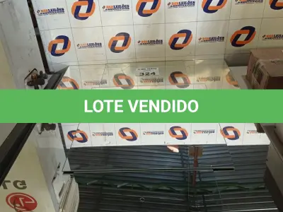 LOTE 324 - 03 ESPELHOS DE TAMANHOS DIVERSOS. (NO ESTADO, LEILÃO NÃO TEM GARANTIA E NEM DEVOLUÇÃO, SUJEITO A POSSÍVEIS AVARIAS VISÍVEIS/OCULTAS E/OU AUSÊNCIA DE COMPONENTES).
