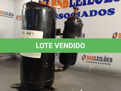 LOTE 052 - 01 - COMPRESSOR ROTATIVO GMCC TOSHIBA AR CONDICIONADO PH401X3CS 220V (NO ESTADO, NÃO SABEMOS SE FUNCIONA. LEILÃO NÃO TEM GARANTIA E NEM DEVOLUÇÃO, SUJEITO A POSSÍVEIS AVARIAS VISÍVEIS/OCULTAS E/OU AUSÊNCIA DE COMPONENTES)