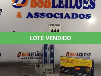 LOTE 444 - 02 FECHADURAS CRISTINA 40X53 EXTERNA ESPELHO CROMADO. (NO ESTADO, LEILÃO NÃO TEM GARANTIA E NEM DEVOLUÇÃO, SUJEITO A POSSÍVEIS AVARIAS VISÍVEIS/OCULTAS E/OU AUSÊNCIA DE COMPONENTES).