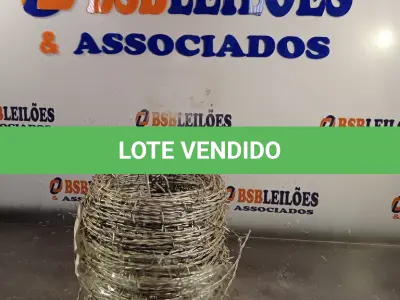 LOTE 026 - 01 - ARAME FARPADO (NO ESTADO, NÃO SABEMOS SE FUNCIONA. LEILÃO NÃO TEM GARANTIA E NEM DEVOLUÇÃO, SUJEITO A POSSÍVEIS AVARIAS VISÍVEIS/OCULTAS E/OU AUSÊNCIA DE COMPONENTES)