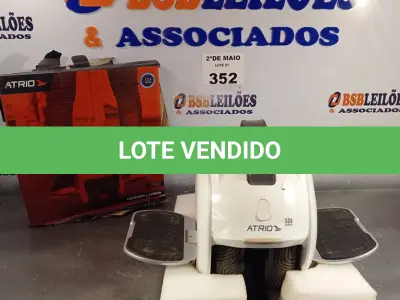 LOTE 352 - 01 HOVERBOARD. (NO ESTADO, LEILÃO NÃO TEM GARANTIA E NEM DEVOLUÇÃO, SUJEITO A POSSÍVEIS AVARIAS VISÍVEIS/OCULTAS E/OU AUSÊNCIA DE COMPONENTES).