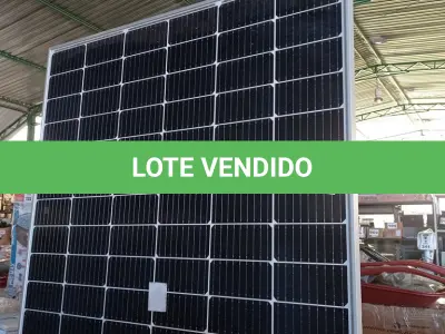 LOTE 006 - 01 – PLACA ENERGIA SOLAR (NO ESTADO, NÃO SABEMOS SE FUNCIONA. LEILÃO NÃO TEM GARANTIA E NEM DEVOLUÇÃO, SUJEITO A POSSÍVEIS AVARIAS VISÍVEIS/OCULTAS E/OUAUSÊNCIA DE COMPONENTES)
