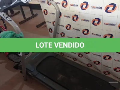 LOTE 419 - 01 ESTEIRA ERGOMÉTRICA WESLO CADENCE 5.000. (NO ESTADO, LEILÃO NÃO TEM GARANTIA E NEM DEVOLUÇÃO, SUJEITO A POSSÍVEIS AVARIAS VISÍVEIS/OCULTAS E/OU AUSÊNCIA DE COMPONENTES).