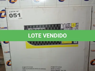 LOTE 051 - 01 - TRAMPOLIM/MINI CAMA ELÁSTICA (NO ESTADO, NÃO SABEMOS SE FUNCIONA. LEILÃO NÃO TEM GARANTIA E NEM DEVOLUÇÃO, SUJEITO A POSSÍVEIS AVARIAS VISÍVEIS/OCULTAS E/OU AUSÊNCIA DE COMPONENTES)