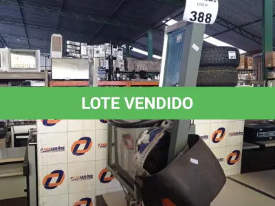 LOTE 388 - 01 MÁQUINA DE SOLDA MIG MARCA INTECH MACHINE MODELO MIG-130. (NO ESTADO, LEILÃO NÃO TEM GARANTIA E NEM DEVOLUÇÃO, SUJEITO A POSSÍVEIS AVARIAS VISÍVEIS/OCULTAS E/OU AUSÊNCIA DE COMPONENTES).