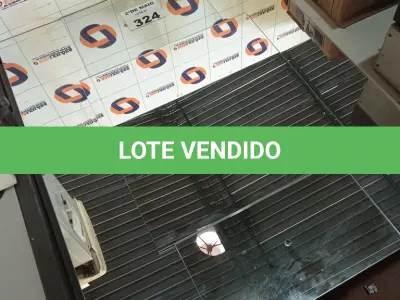 LOTE 324 - 03 ESPELHOS DE TAMANHOS DIVERSOS. (NO ESTADO, LEILÃO NÃO TEM GARANTIA E NEM DEVOLUÇÃO, SUJEITO A POSSÍVEIS AVARIAS VISÍVEIS/OCULTAS E/OU AUSÊNCIA DE COMPONENTES).