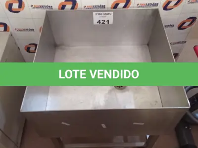 LOTE 421 - 01 COCHO EM INOX COM RALO E RODINHAS. (NO ESTADO, LEILÃO NÃO TEM GARANTIA E NEM DEVOLUÇÃO, SUJEITO A POSSÍVEIS AVARIAS VISÍVEIS/OCULTAS E/OU AUSÊNCIA DE COMPONENTES).