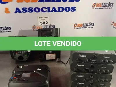 LOTE 382 - 03 RELÓGIOS DE PONTO E 4 APARELHOS DE SOM MARCAS E MODELOS DIVERSOS. (NO ESTADO, LEILÃO NÃO TEM GARANTIA E NEM DEVOLUÇÃO, SUJEITO A POSSÍVEIS AVARIAS VISÍVEIS/OCULTAS E/OU AUSÊNCIA DE COMPONENTES).