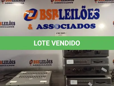 LOTE 316 - 04 APARELHOS DE SOM MARCAS E MODELOS DIVERSOS. (NO ESTADO, LEILÃO NÃO TEM GARANTIA E NEM DEVOLUÇÃO, SUJEITO A POSSÍVEIS AVARIAS VISÍVEIS/OCULTAS E/OU AUSÊNCIA DE COMPONENTES).