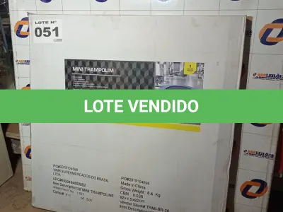 LOTE 051 - 01 - TRAMPOLIM/MINI CAMA ELÁSTICA (NO ESTADO, NÃO SABEMOS SE FUNCIONA. LEILÃO NÃO TEM GARANTIA E NEM DEVOLUÇÃO, SUJEITO A POSSÍVEIS AVARIAS VISÍVEIS/OCULTAS E/OU AUSÊNCIA DE COMPONENTES)