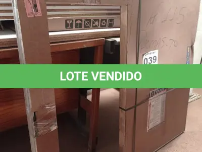 LOTE 039 - 01 - JANELA DE ALUMÍNIO 120X100 (NO ESTADO, NÃO SABEMOS SE FUNCIONA. LEILÃO NÃO TEM GARANTIA E NEM DEVOLUÇÃO, SUJEITO A POSSÍVEIS AVARIAS VISÍVEIS/OCULTAS E/OU AUSÊNCIA DE COMPONENTES)