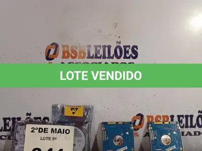 LOTE 341 - 01 LOTE COM VÁRIOS HARD DISC MARCAS E MODELOS DIVERSOS. (NO ESTADO, LEILÃO NÃO TEM GARANTIA E NEM DEVOLUÇÃO, SUJEITO A POSSÍVEIS AVARIAS VISÍVEIS/OCULTAS E/OU AUSÊNCIA DE COMPONENTES).