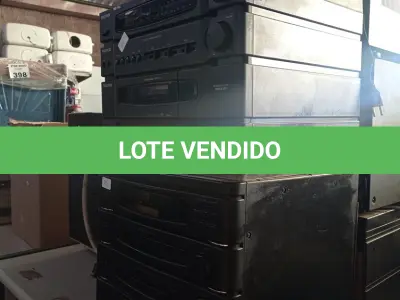 LOTE 394 - 05 APARELHOS DE SOM SENDO 03 TOCA DISCOS. (NO ESTADO, LEILÃO NÃO TEM GARANTIA E NEM DEVOLUÇÃO, SUJEITO A POSSÍVEIS AVARIAS VISÍVEIS/OCULTAS E/OU AUSÊNCIA DE COMPONENTES).