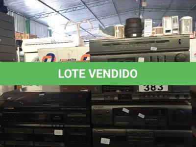 LOTE 383 - 01 TOCA DISCOS E 02 APARELHOS DE SOM MARCAS E MODELOS DIVERSOS. (NO ESTADO, LEILÃO NÃO TEM GARANTIA E NEM DEVOLUÇÃO, SUJEITO A POSSÍVEIS AVARIAS VISÍVEIS/OCULTAS E/OU AUSÊNCIA DE COMPONENTES).