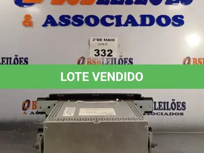 LOTE 332 - 01 CENTRAL MULTIMIDIA. (NO ESTADO, LEILÃO NÃO TEM GARANTIA E NEM DEVOLUÇÃO, SUJEITO A POSSÍVEIS AVARIAS VISÍVEIS/OCULTAS E/OU AUSÊNCIA DE COMPONENTES).