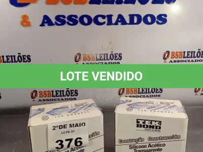 LOTE 376 - 02 CAIXAS COM BISNAGAS DE SILICONE ACÉTICO TRANSPARENTE COM 24 CADA. (NO ESTADO, LEILÃO NÃO TEM GARANTIA E NEM DEVOLUÇÃO, SUJEITO A POSSÍVEIS AVARIAS VISÍVEIS/OCULTAS E/OU AUSÊNCIA DE COMPONENTES).