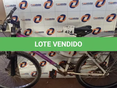 LOTE 424 - 01 BICICLETA ARO 26. (NO ESTADO, LEILÃO NÃO TEM GARANTIA E NEM DEVOLUÇÃO, SUJEITO A POSSÍVEIS AVARIAS VISÍVEIS/OCULTAS E/OU AUSÊNCIA DE COMPONENTES).