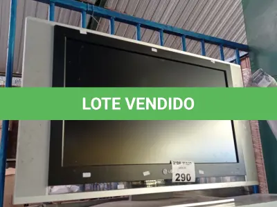 LOTE 290 - 01 TV LG 32” POL PARA RETIRADA DE PEÇAS. (NO ESTADO, LEILÃO NÃO TEM GARANTIA E NEM DEVOLUÇÃO, SUJEITO A POSSÍVEIS AVARIAS VISÍVEIS/OCULTAS E/OU AUSÊNCIA DE COMPONENTES).