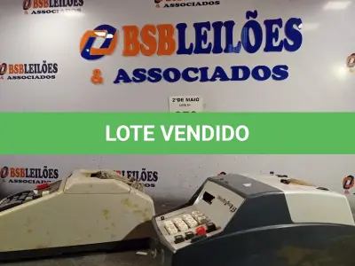 LOTE 370 - 02 CALCULADORAS ANTIGAS. (NO ESTADO, LEILÃO NÃO TEM GARANTIA E NEM DEVOLUÇÃO, SUJEITO A POSSÍVEIS AVARIAS VISÍVEIS/OCULTAS E/OU AUSÊNCIA DE COMPONENTES).
