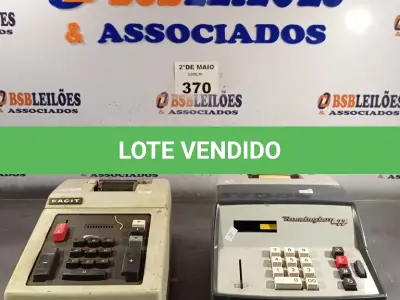 LOTE 370 - 02 CALCULADORAS ANTIGAS. (NO ESTADO, LEILÃO NÃO TEM GARANTIA E NEM DEVOLUÇÃO, SUJEITO A POSSÍVEIS AVARIAS VISÍVEIS/OCULTAS E/OU AUSÊNCIA DE COMPONENTES).