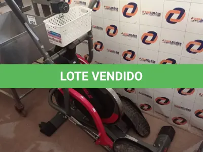 LOTE 420 - 01 APARELHO ELÍPTICO. (NO ESTADO, LEILÃO NÃO TEM GARANTIA E NEM DEVOLUÇÃO, SUJEITO A POSSÍVEIS AVARIAS VISÍVEIS/OCULTAS E/OU AUSÊNCIA DE COMPONENTES).