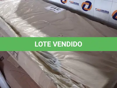 LOTE 319 - 01 LOTE DE MADEIRAS DIVERSAS (NO ESTADO, NÃO SABEMOS SE FUNCIONA. LEILÃO NÃO TEM GARANTIA E NEM DEVOLUÇÃO, SUJEITO A POSSÍVEIS AVARIAS VISÍVEIS/OCULTAS E/OU AUSÊNCIA DE COMPONENTES)