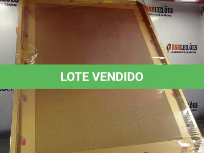 LOTE 102 - 01 - QUADRO DECORATIVO 80X60 (NO ESTADO, NÃO SABEMOS SE FUNCIONA. LEILÃO NÃO TEM GARANTIA E NEM DEVOLUÇÃO, SUJEITO A POSSÍVEIS AVARIAS VISÍVEIS/OCULTAS E/OU AUSÊNCIA DE COMPONENTES)