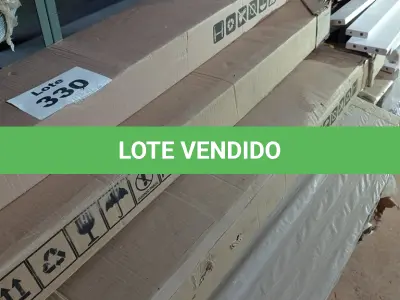 LOTE 330 - 01 LOTE DE MADEIRAS DIVERSAS (NO ESTADO, NÃO SABEMOS SE FUNCIONA. LEILÃO NÃO TEM GARANTIA E NEM DEVOLUÇÃO, SUJEITO A POSSÍVEIS AVARIAS VISÍVEIS/OCULTAS E/OU AUSÊNCIA DE COMPONENTES)