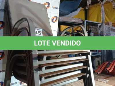 LOTE 085 - 05 - CADEIRAS ALMA AÇO (NO ESTADO, NÃO SABEMOS SE FUNCIONA. LEILÃO NÃO TEM GARANTIA E NEM DEVOLUÇÃO, SUJEITO A POSSÍVEIS AVARIAS VISÍVEIS/OCULTAS E/OU AUSÊNCIA DE COMPONENTES)
