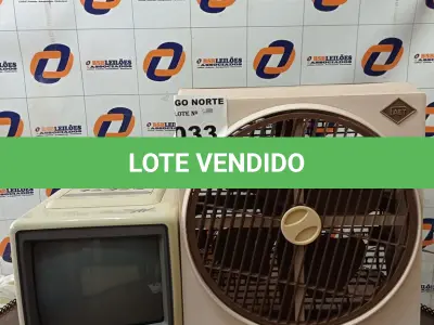 LOTE 033 - 01 LOTE COM TELEVISÃO, VENTILADOR, MESINHA DE FERRO E UMA BANQUETA (NO ESTADO, NÃO SABEMOS SE FUNCIONA. LEILÃO NÃO TEM GARANTIA E NEM DEVOLUÇÃO).