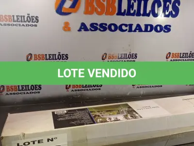 LOTE 112 - 01 – TENDA GAZEBO 2,40 X2,40 (NO ESTADO, NÃO SABEMOS SE FUNCIONA. LEILÃO NÃO TEM GARANTIA E NEM DEVOLUÇÃO, SUJEITO A POSSÍVEIS AVARIAS VISÍVEIS/OCULTAS E/OU AUSÊNCIA DE COMPONENTES)