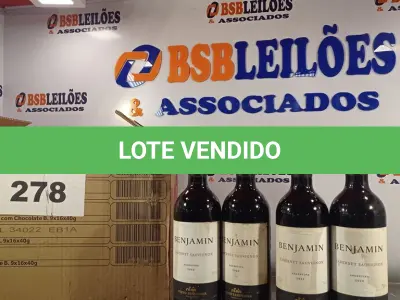 LOTE 278 - 04 – GARRAFAS DE VINHO 750ML (NO ESTADO, NÃO SABEMOS SE FUNCIONA. LEILÃO NÃO TEM GARANTIA E NEM DEVOLUÇÃO, SUJEITO A POSSÍVEIS AVARIAS VISÍVEIS/OCULTAS E/OU AUSÊNCIA DE COMPONENTES)