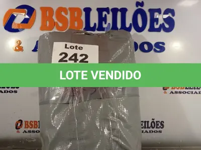 LOTE 242 - 01 - LONA TENDA 3X3 PVC (NO ESTADO, NÃO SABEMOS SE FUNCIONA. LEILÃO NÃO TEM GARANTIA E NEM DEVOLUÇÃO, SUJEITO A POSSÍVEIS AVARIAS VISÍVEIS/OCULTAS E/OU AUSÊNCIA DE COMPONENTES)