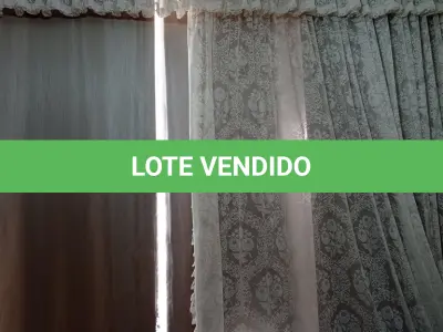 LOTE 025 - 01 LOTE COM CORTINAS (NO ESTADO, NÃO SABEMOS SE FUNCIONA. LEILÃO NÃO TEM GARANTIA E NEM DEVOLUÇÃO).