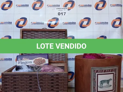 LOTE 017 - 01 LOTE COM ROLOS DE LÃ PARA CROCHÊ (NO ESTADO, NÃO SABEMOS SE FUNCIONA. LEILÃO NÃO TEM GARANTIA E NEM DEVOLUÇÃO).