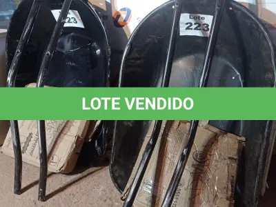 LOTE 223 - 02 - CARRINHOS DE MÃO (NO ESTADO, NÃO SABEMOS SE FUNCIONA. LEILÃO NÃO TEM GARANTIA E NEM DEVOLUÇÃO, SUJEITO A POSSÍVEIS AVARIAS VISÍVEIS/OCULTAS E/OU AUSÊNCIA DE COMPONENTES)
