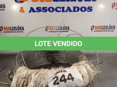 LOTE 244 - 01 - ROLO DE CABO (NO ESTADO, NÃO SABEMOS SE FUNCIONA. LEILÃO NÃO TEM GARANTIA E NEM DEVOLUÇÃO, SUJEITO A POSSÍVEIS AVARIAS VISÍVEIS/OCULTAS E/OU AUSÊNCIA DE COMPONENTES)
