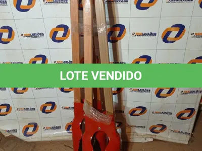 LOTE 256 - 02 - CAVADEIRAS ARTICULADA COM CABO 120CM TRAMONTINA (NO ESTADO, NÃO SABEMOS SE FUNCIONA. LEILÃO NÃO TEM GARANTIA E NEM DEVOLUÇÃO, SUJEITO A POSSÍVEIS AVARIAS VISÍVEIS/OCULTAS E/OU AUSÊNCIA DE COMPONENTES)